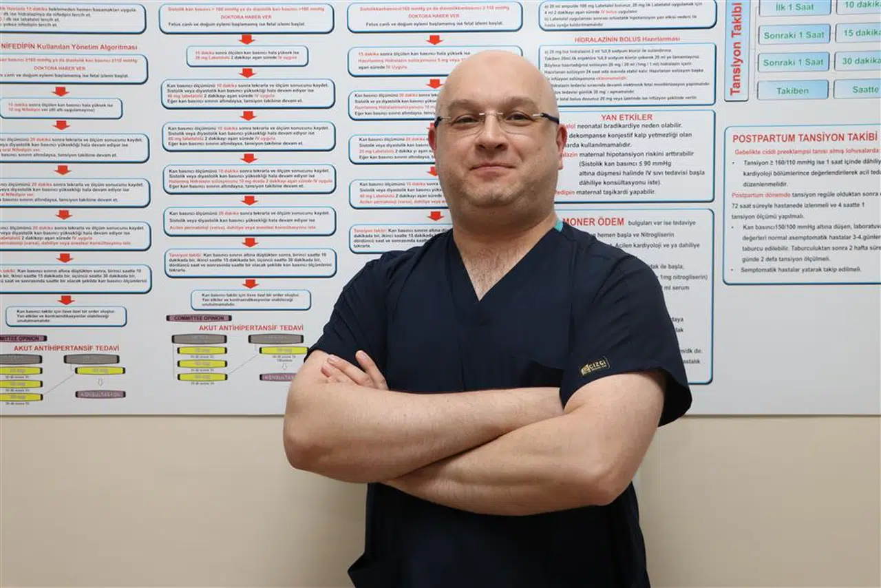 Bu doğum yöntemi hem anneyi hem bebeği koruyor