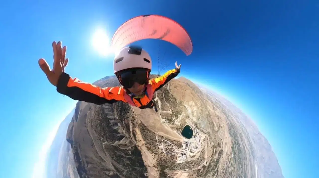 İrlandalı sporcu ve Türk Pilottan muhteşem gösteri