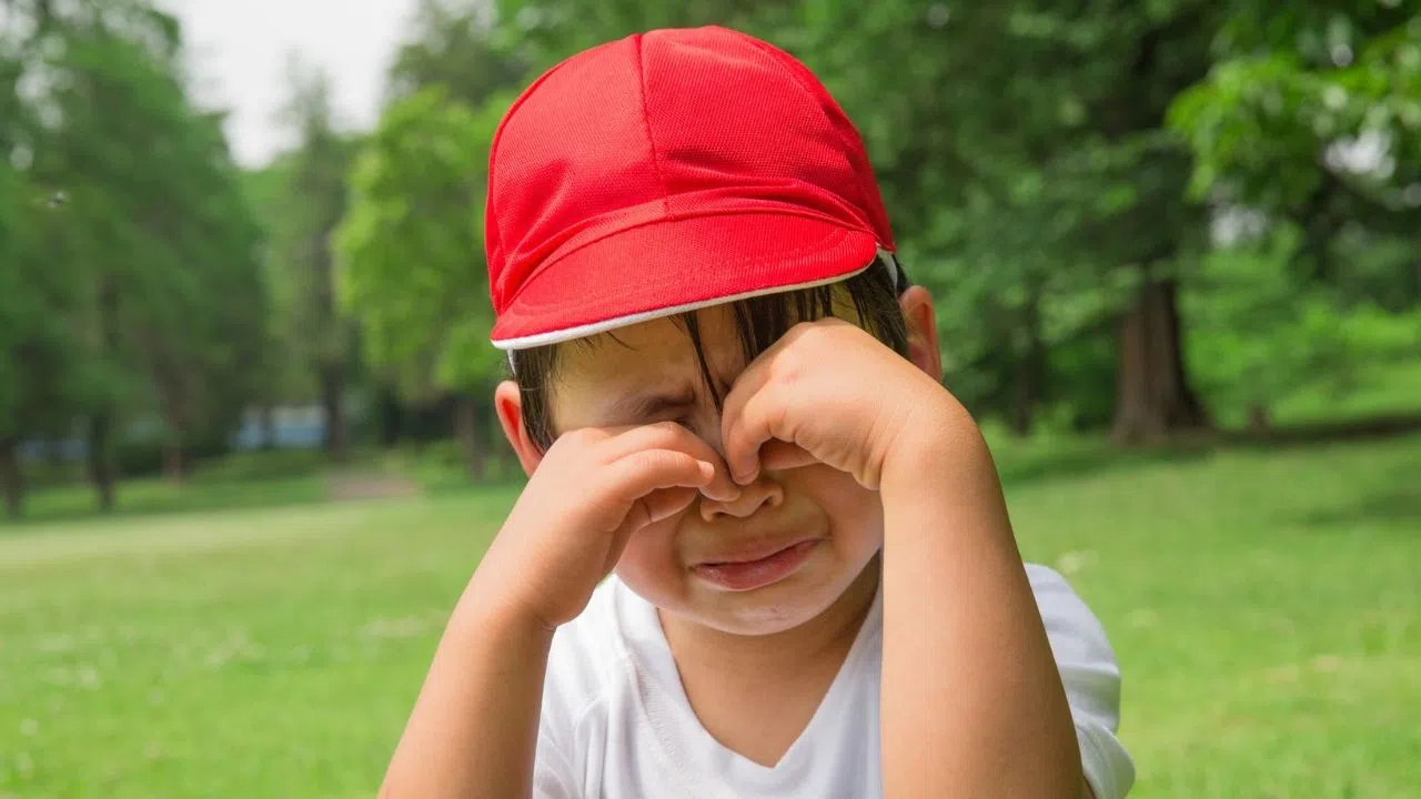 Çocuğunuz Okula Gitmek İstemiyorsa Sakın O Hatayı Yapmayın!