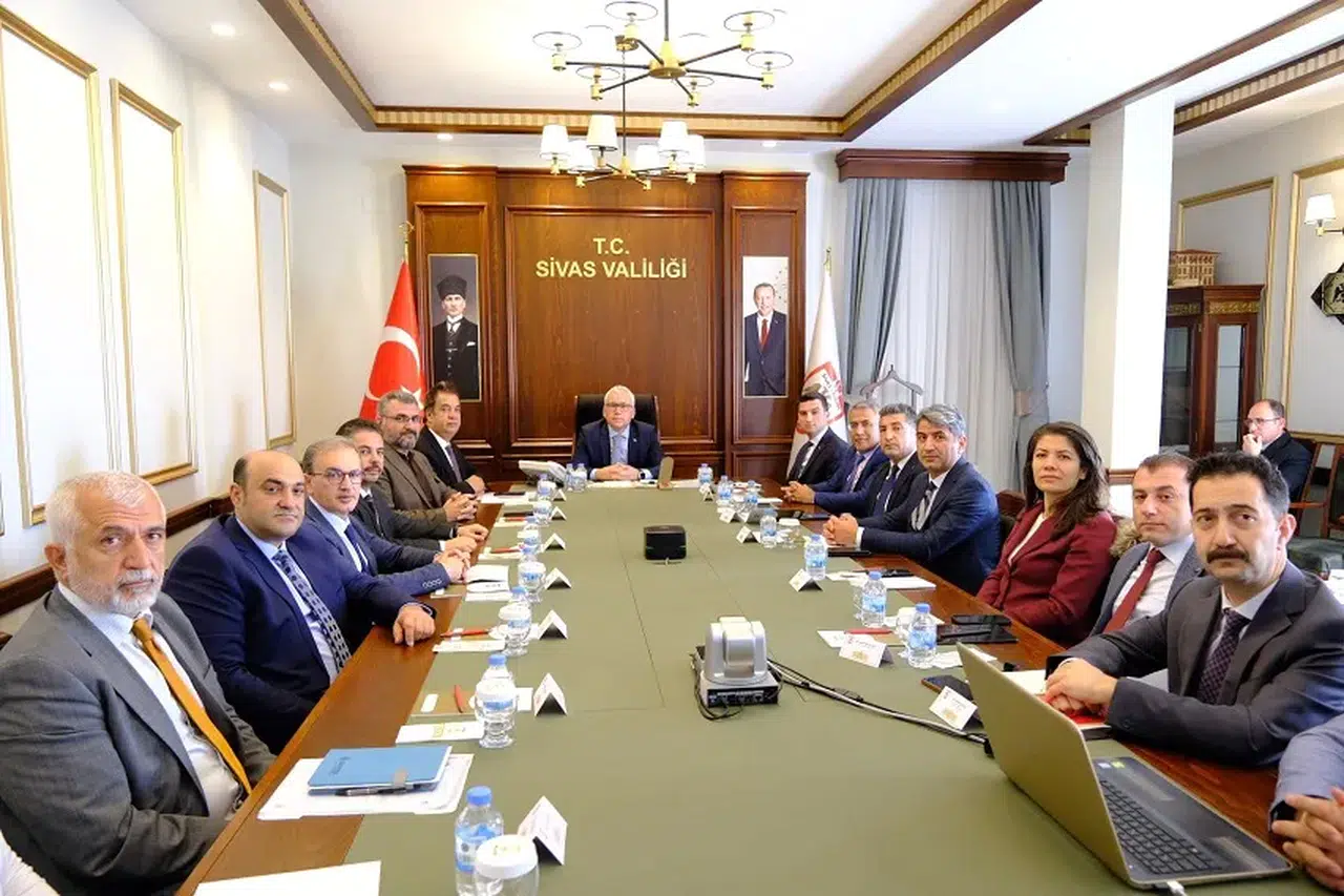 Sivas Valisi Şimşek’ten yeni hastane uyarısı: “İş birliği şart”