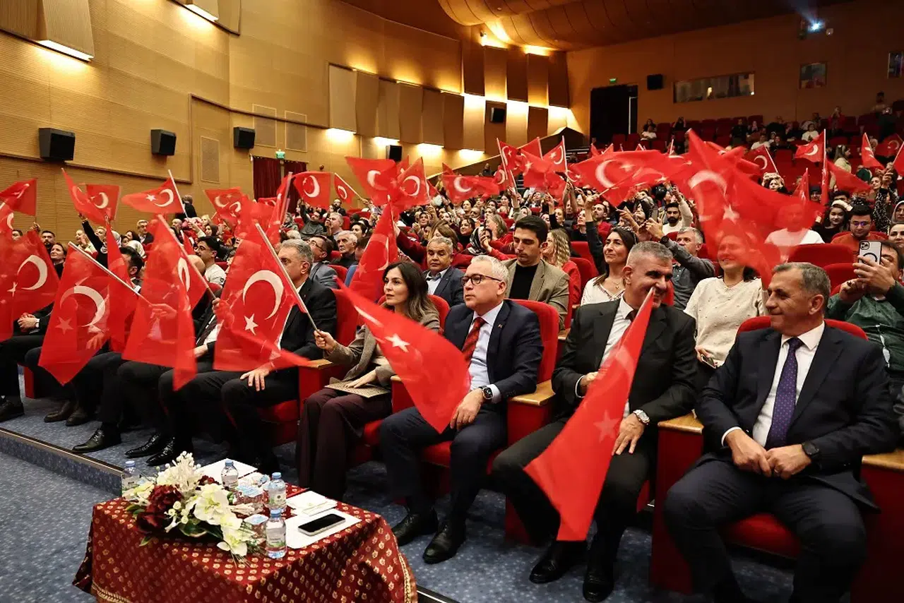 Sivas’ta Cumhuriyet coşkusu müzikle buluştu