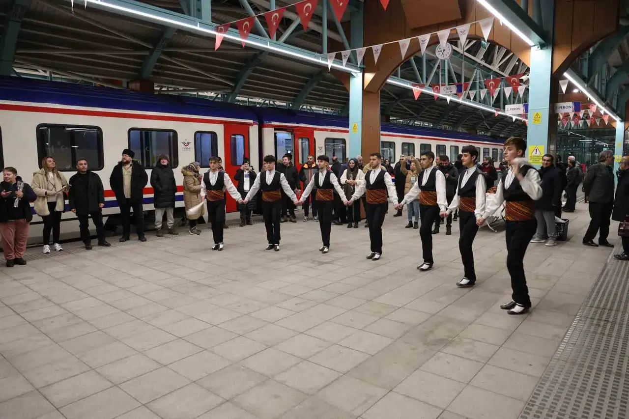 Turistik Doğu Ekspresi Biletleri Ne Zaman Satışa Çıkıyor, Sivas'ta Kaç Saat Duracak?