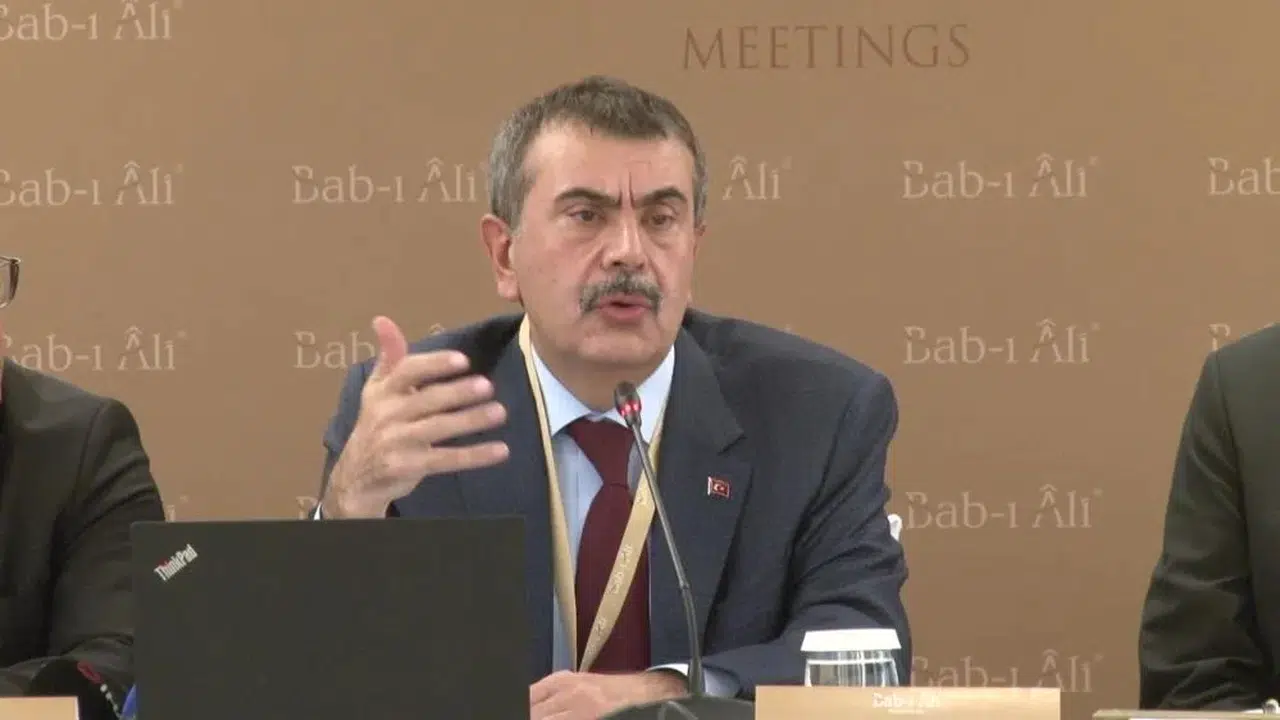 Milli Eğitimde büyük dönüşüm: Testler kalkıyor, Yapay Zeka geliyor