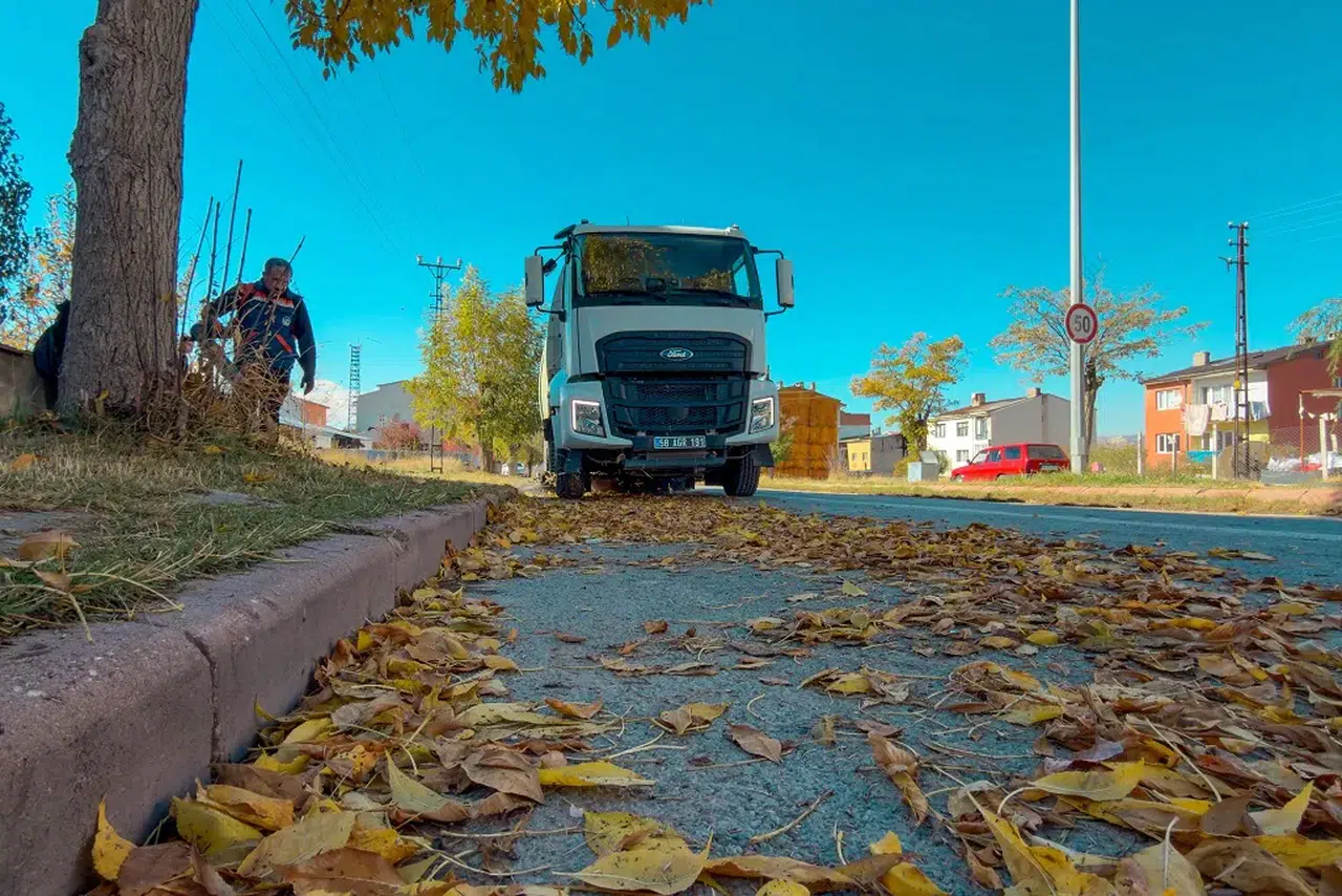 Sivas’ta hazanın izleri: Rüzgârın taşıdığı Sultanşehir