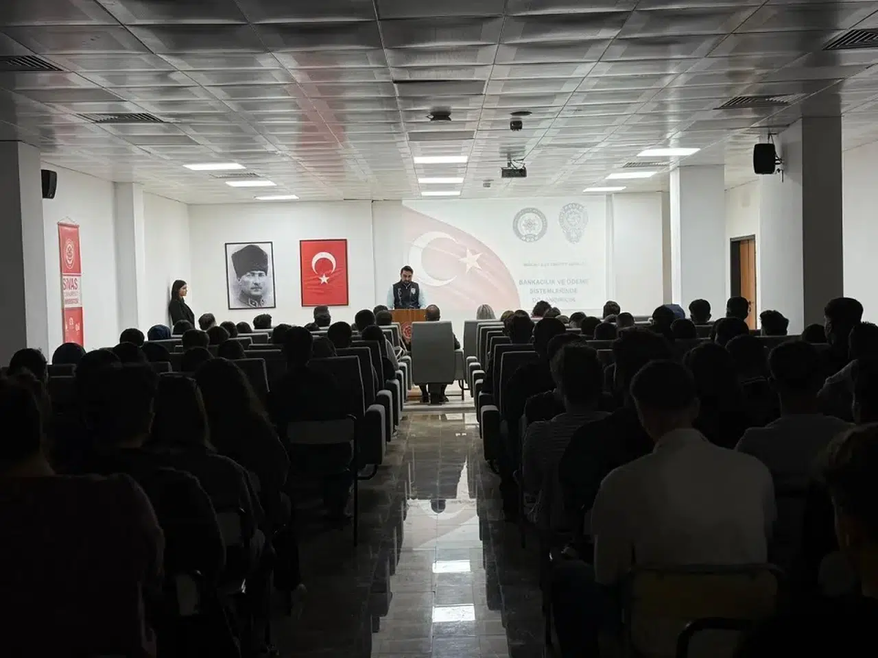 İmranlı MYO’da farkındalık konferansı: Akademi ve güvenlik buluşması