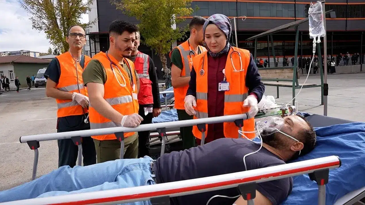 Sivas Cumhuriyet Üniversitesi Hastanesi’nden kritik tatbikat