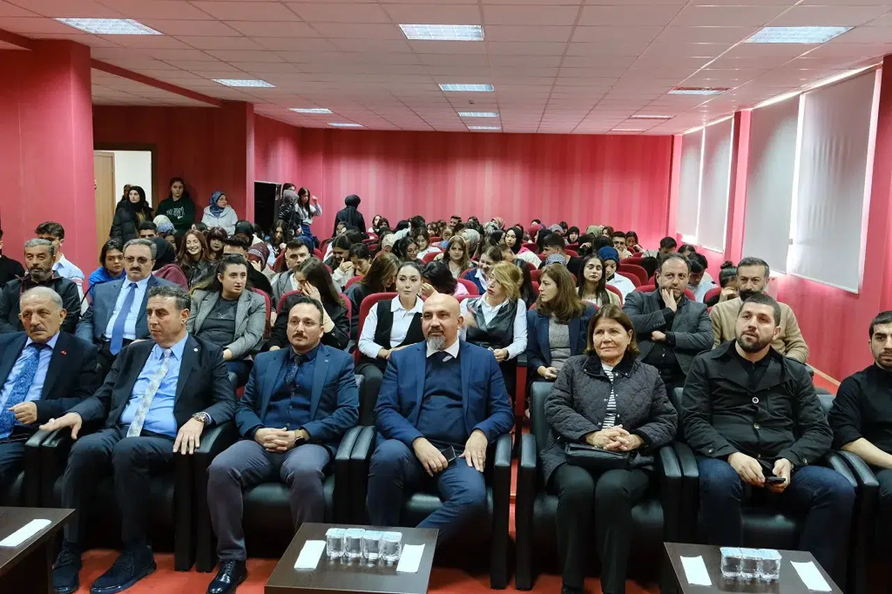 Sivas Cumhuriyet Üniversitesi’nde unutulmaz açılış: Anılarla dolu bir gün