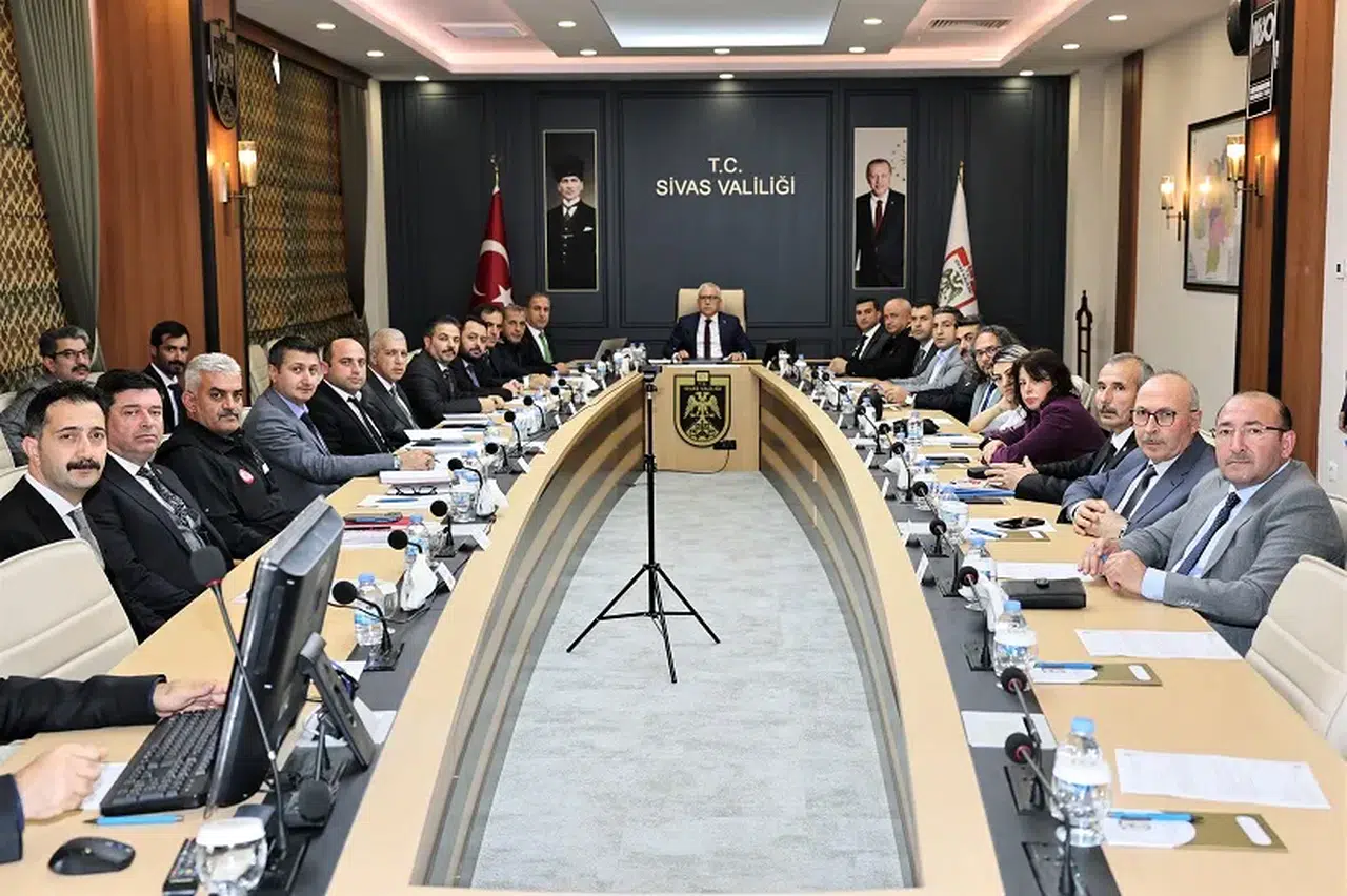 Sivas’ta gündem sahipsiz hayvanlar: Masada dikkat çeken detaylar