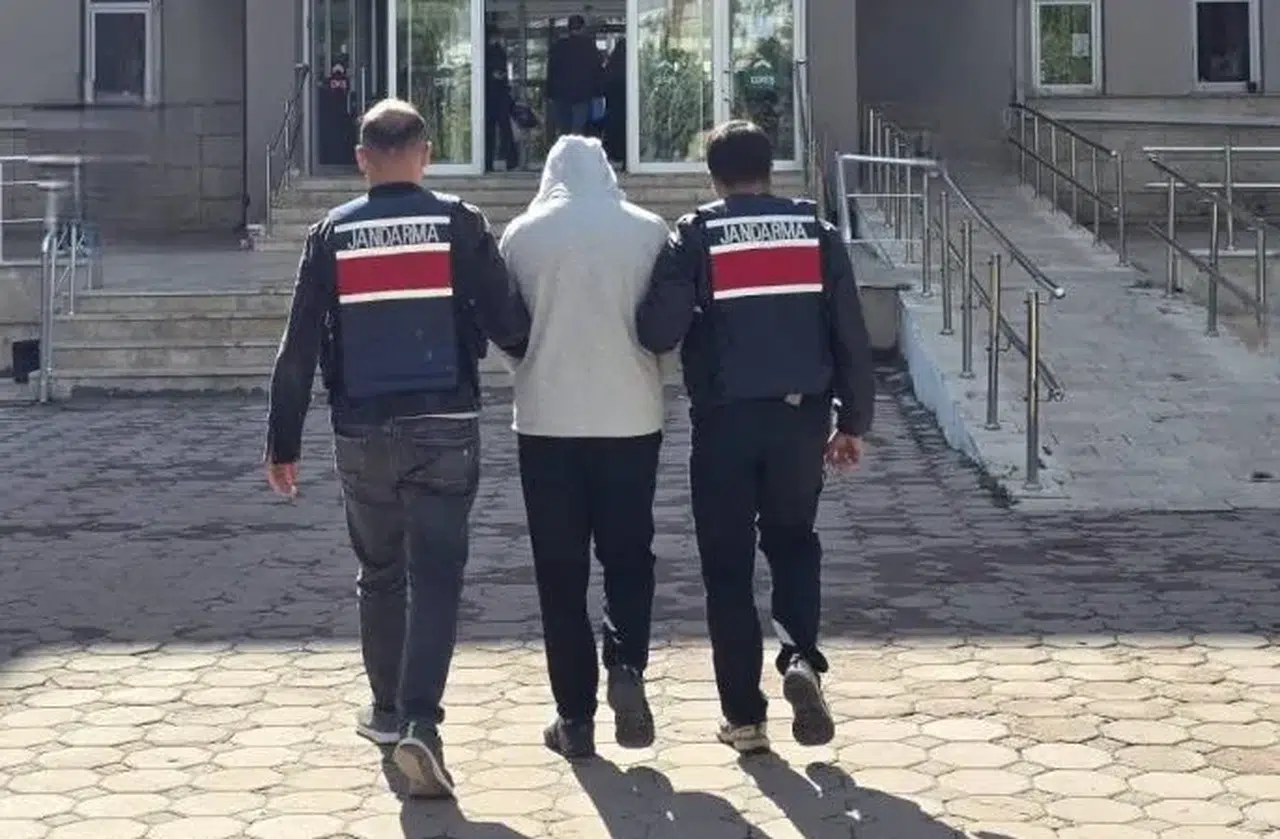 Sivas'ta 6 yıllık kaçış bitti: FETÖ üyesi Jandarmadan kaçamadı