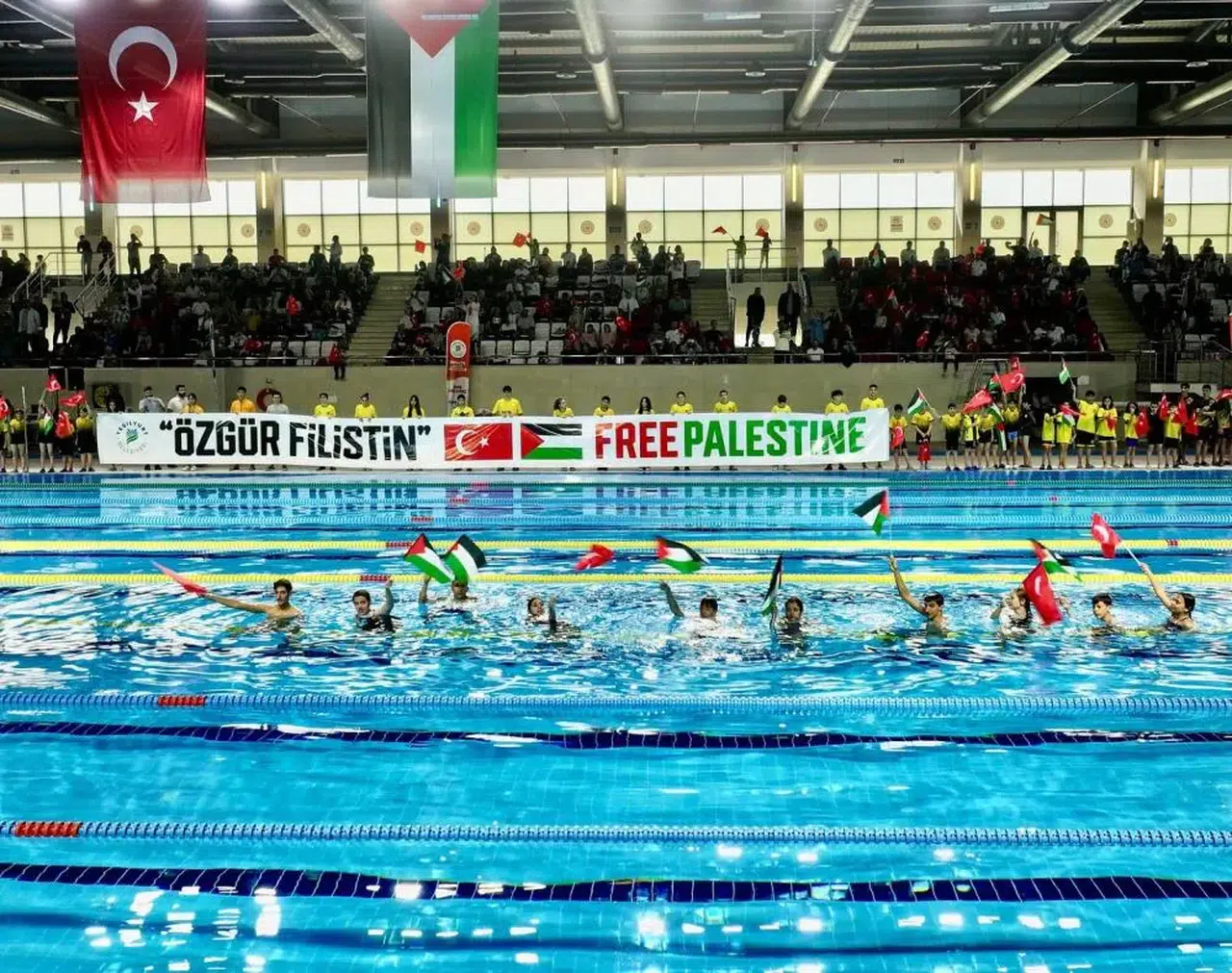 300 Sporcu İyilik İçin Yarıştı! Gazze'ye Umut Taşıdılar!