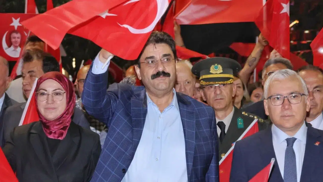 Sivas 4 Eylül Kongresi Cumhuriyet Yolunun Dönüm Noktasıdır!