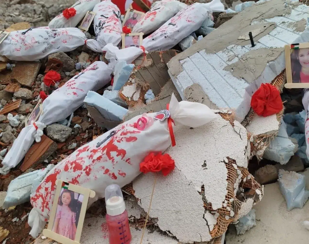 Sivas'ta Kampüs Alanı Filistin Dramını Yansıtan Bir Sahneye Dönüştü