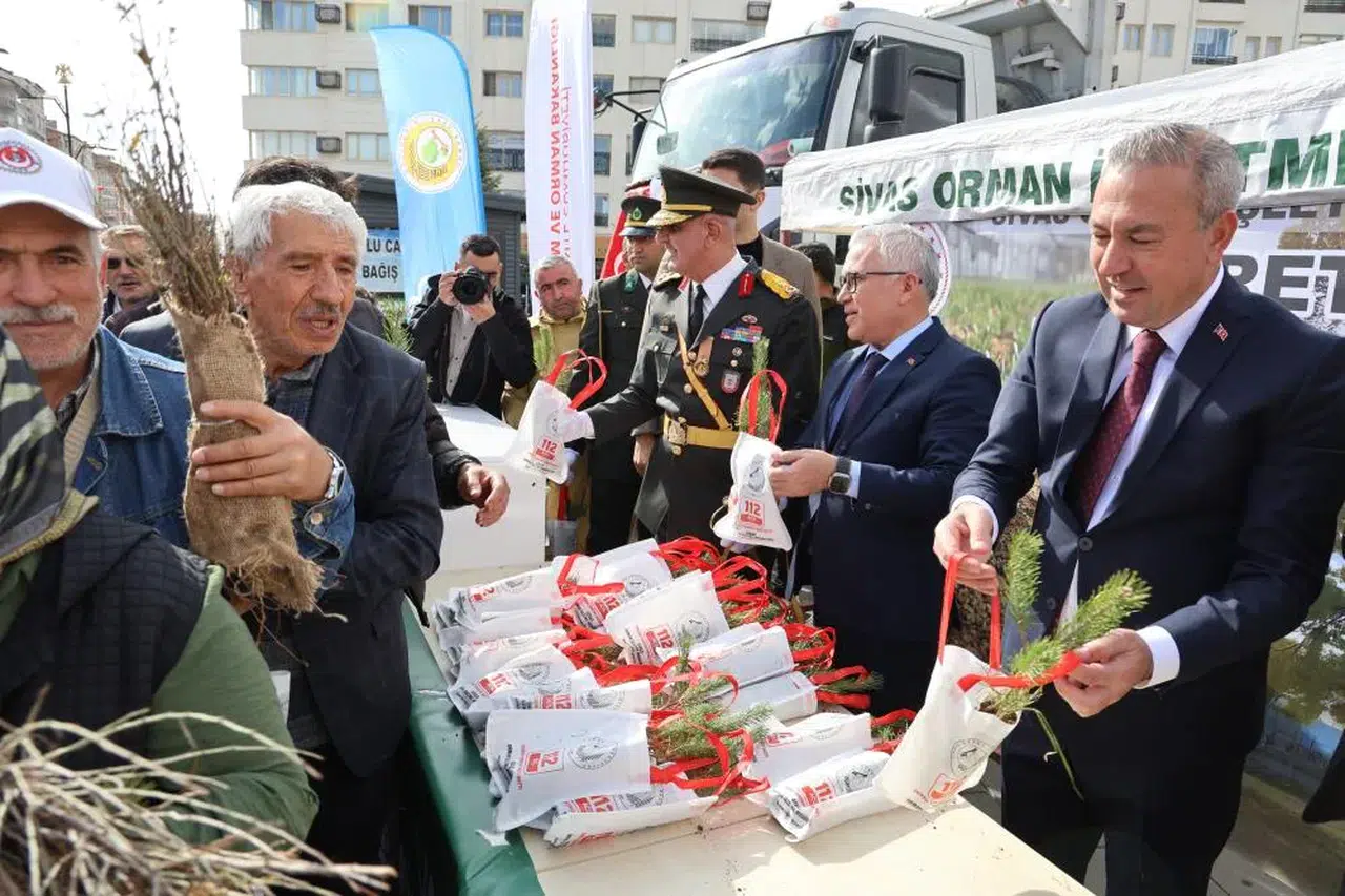 Sivas’ta Cumhuriyet coşkusuna yeşil dokunuş