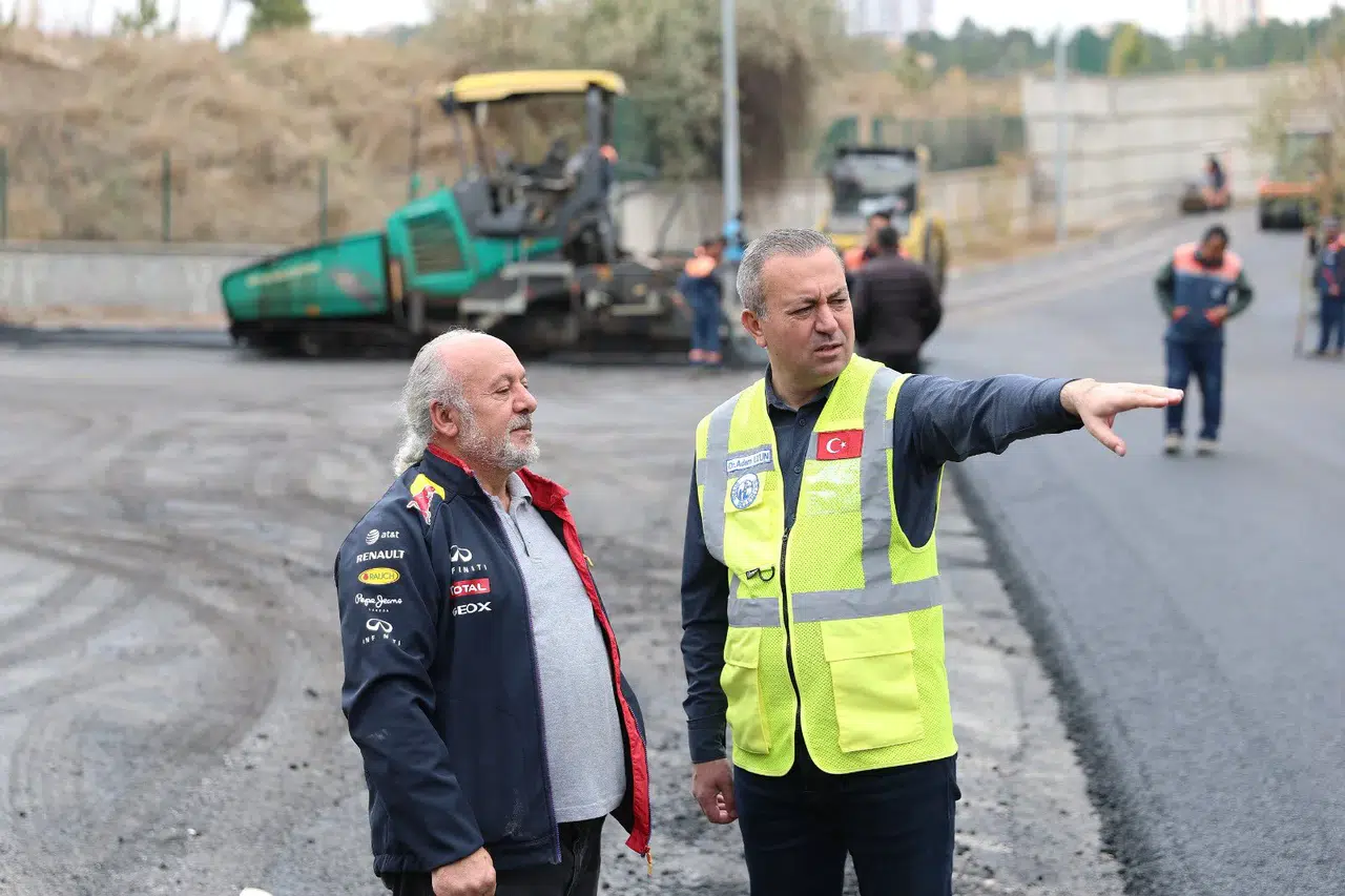 Sivas'ta Kritil Yol Çalışması Başladı! O Mahallede Büyük Dönüşüm!
