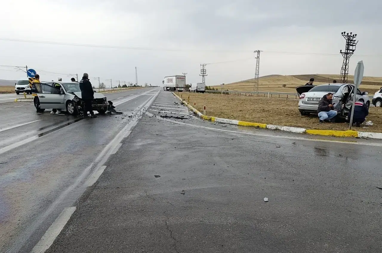 Sivas’ta feci kaza: 1 ölü, 5 yaralı