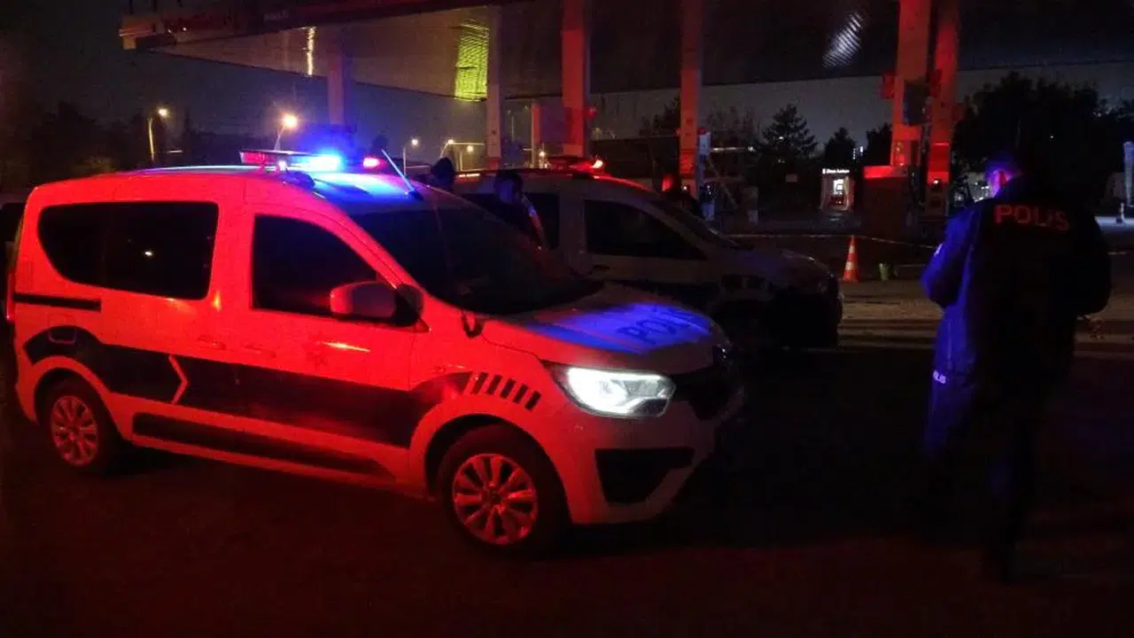 Terminal yakınındaki iş yerinde çıkan tartışma kanla bitti