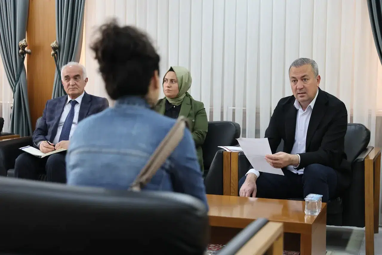 Sivas Belediye Başkanı sorunları tek tek dinledi