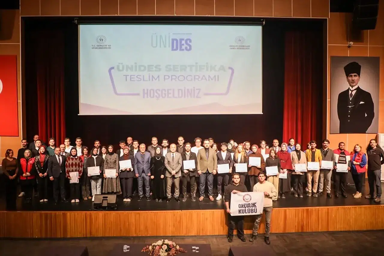 Sivas'ta üniversite gençliğini sevindiren destek programı sonuçlandı