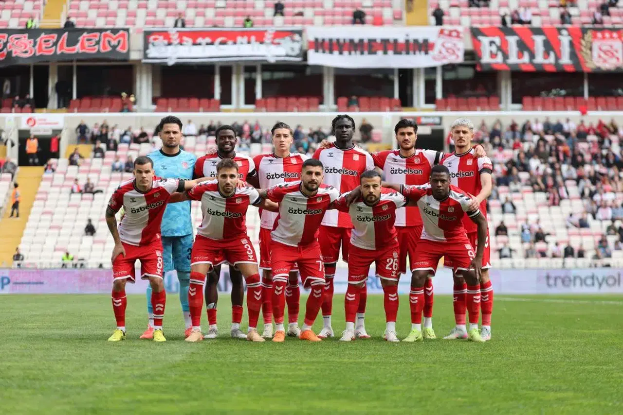 Sivasspor’da yüzler gülüyor: Kırmızı-Beyazlılar seriyi başlatıyor