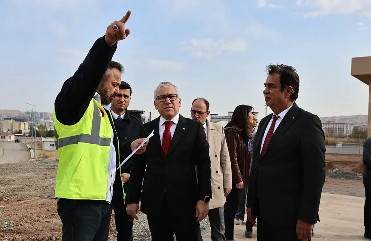Sivas’ın Sağlık Üssü yükseliyor: Vali Şimşek çalışmaları inceledi