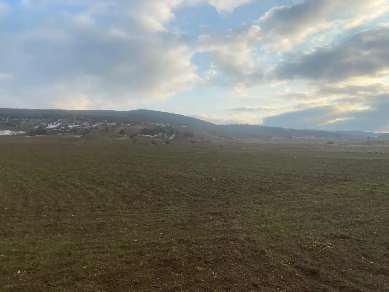 Sivas'ta Kar Yağışı Çiftçiyi Sevindirdi