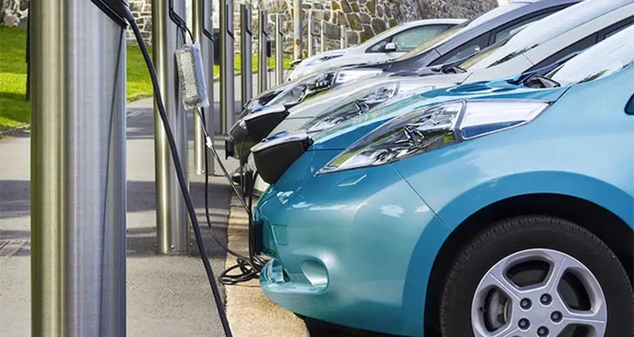 Elektrikli Araba Kullanacaklar İçin Yeni Mevzuat Kapıda mı?