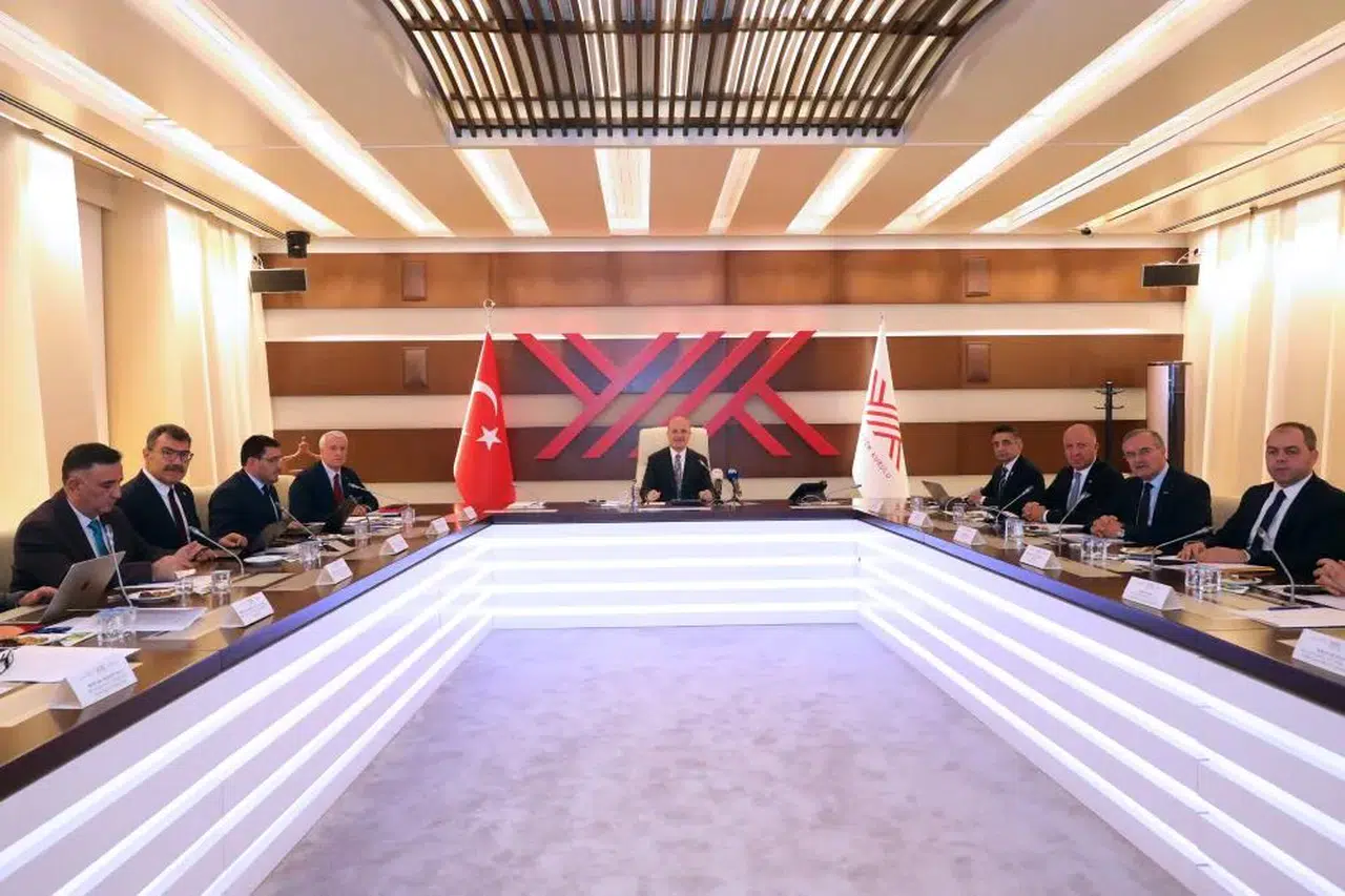 3 yılda mezuniyet mümkün oluyor! YÖK toplantısında Sivas da vardı