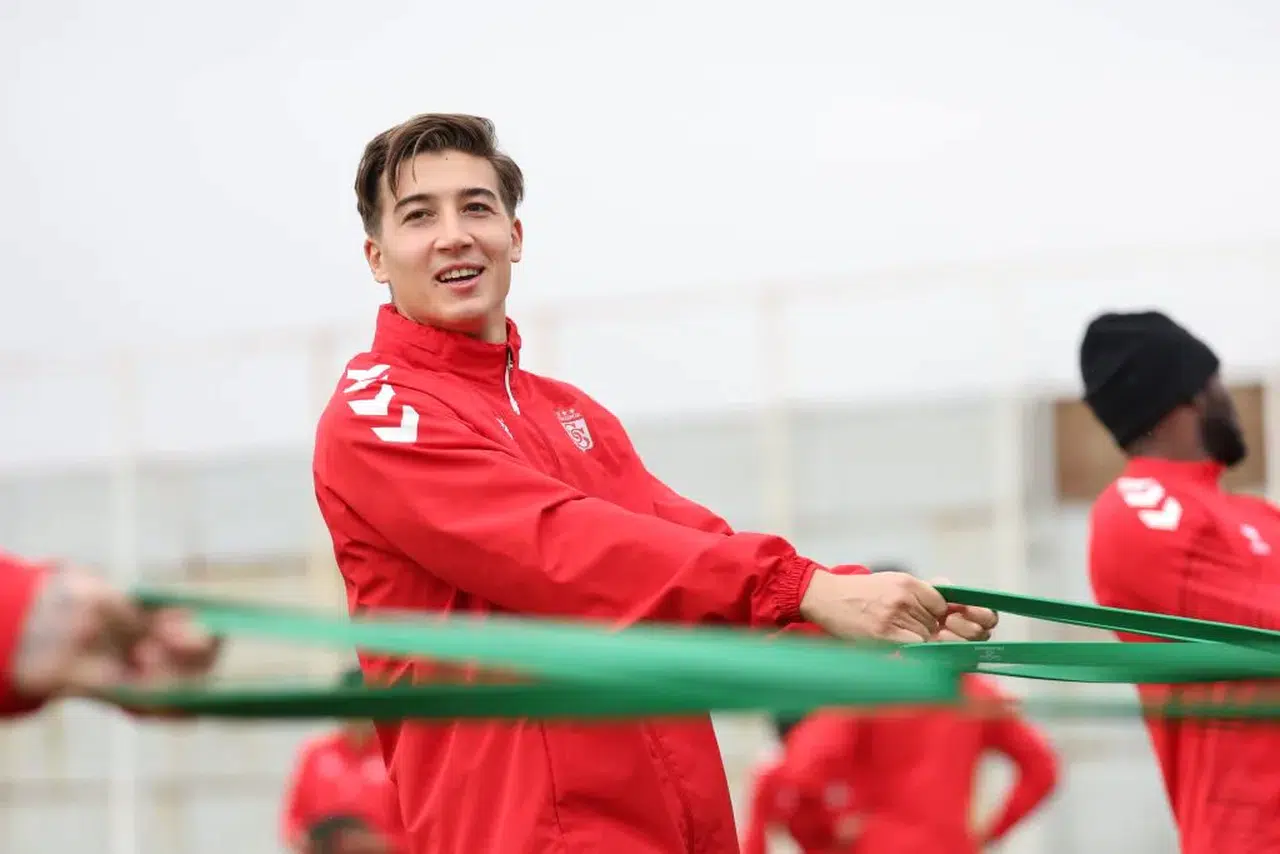 Sivasspor hazırlıklarını hızlandırdı: Manisa FK sürprizleri bekliyor