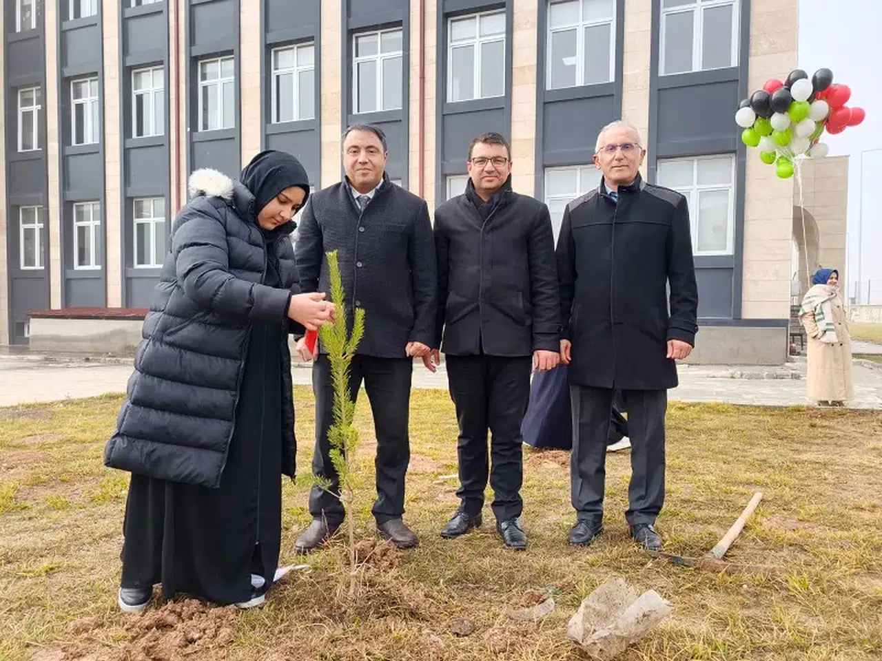 Sivas’tan Gazze’ye uzanan dokunuş: Bir fidan, bir dua