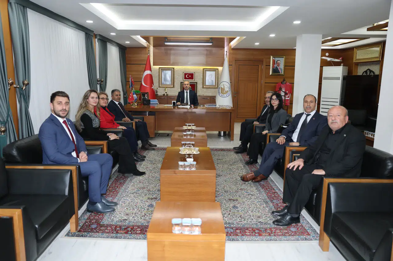 Kongre Sonrası İlk Ziyaret! BBP Yeni İlçe Yönetimi Adem Uzun'u Ziyaret etti