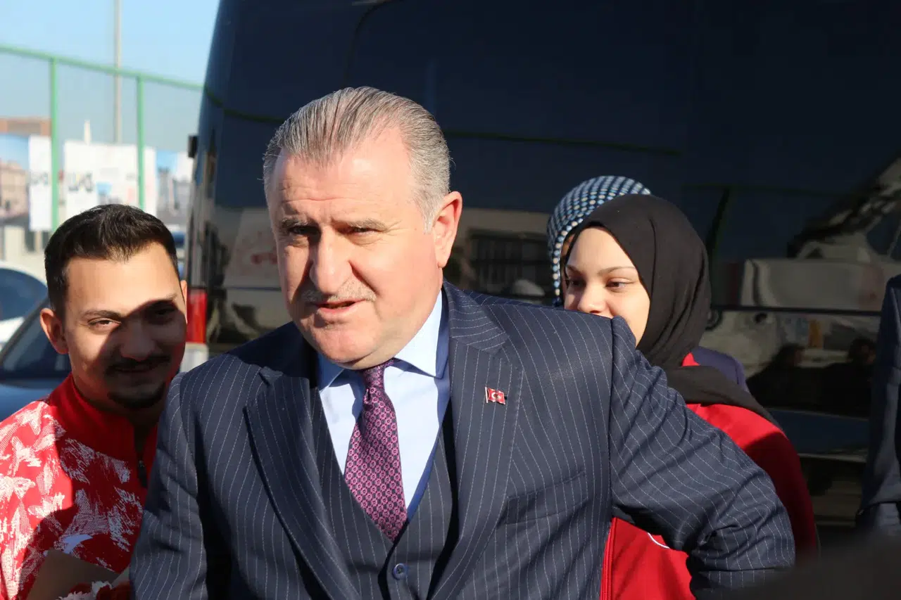 Bakan Bak'tan Sivas'ta Kritik Mesaj! Türkiye'de Yeni Bir Dönem Açıldı!