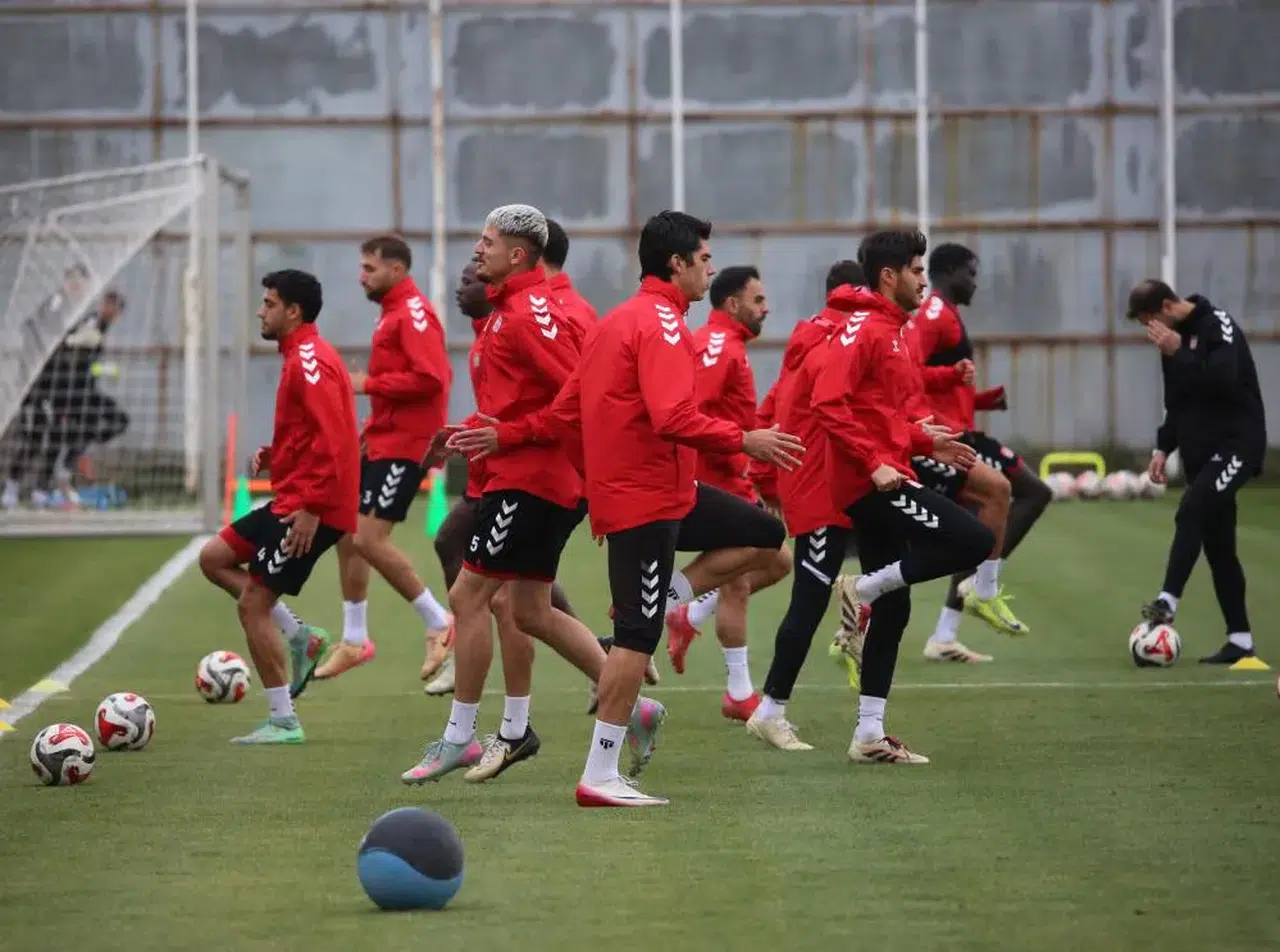 Sivasspor’da hedef net: Manisa maçıyla Milli araya avantajlı girmek