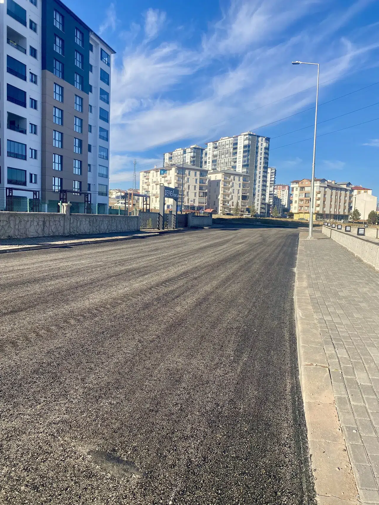 Sivas'ta O Sokaklar Yepyeni Asfalta Kavuştu! Ulaşım Kalitesi Arttı