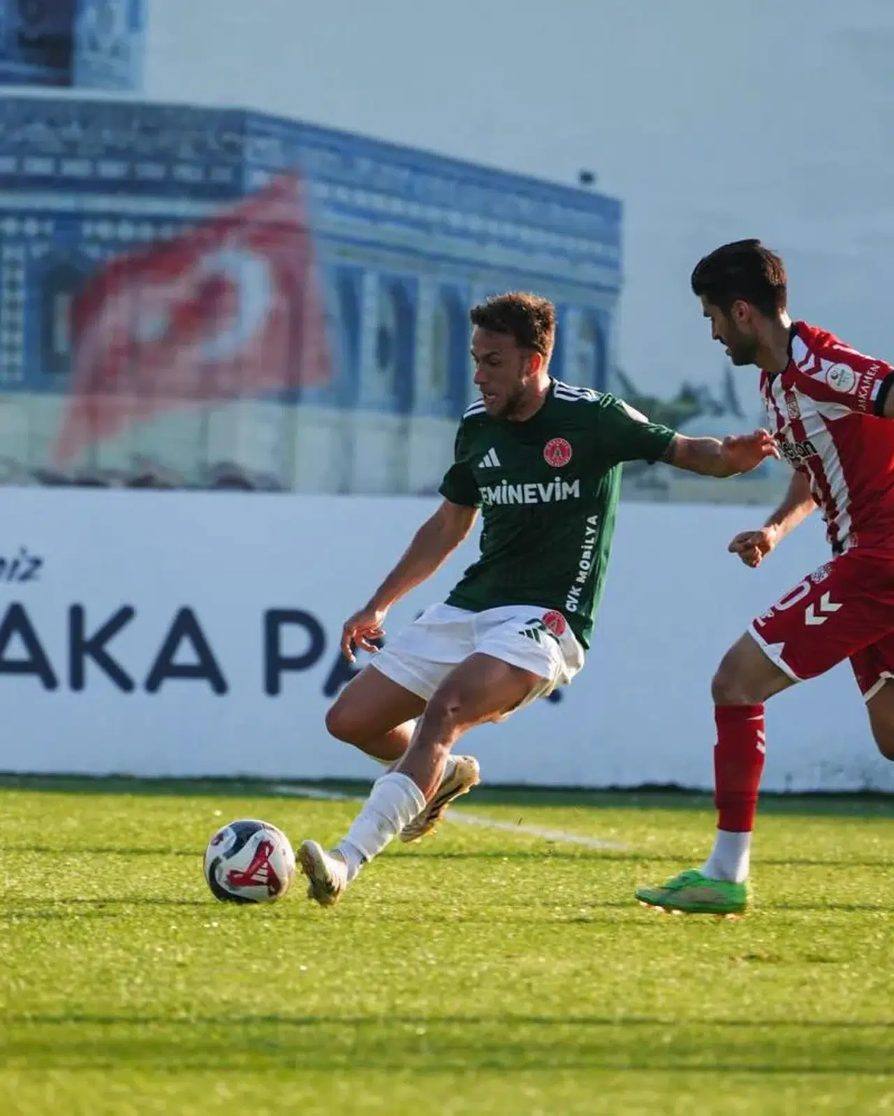 1. Lig'de 12. Hafta: Ümraniyespor Sivasspor'u Devirdi