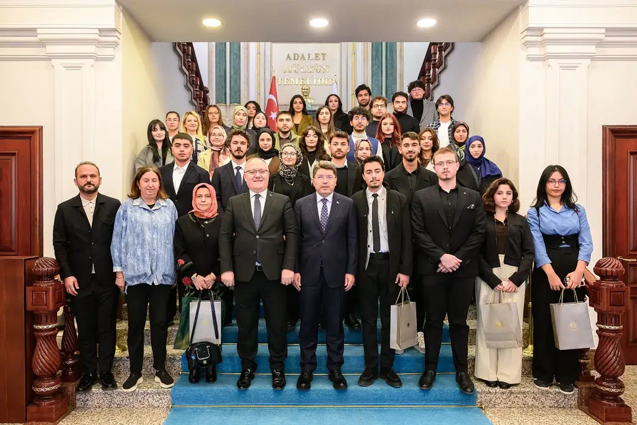 Sivas Hukuk öğrencilerinden Adalet Bakanı Yılmaz Tunç’a ziyaret