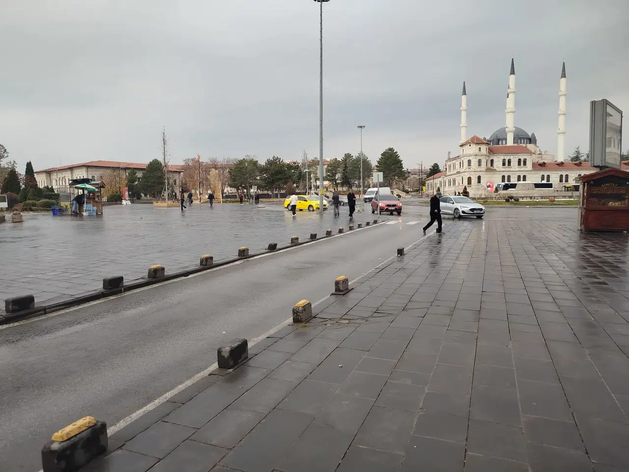 Sivas Şehir Merkezinde Şaşırtan Hafta Sonu Manzarası!