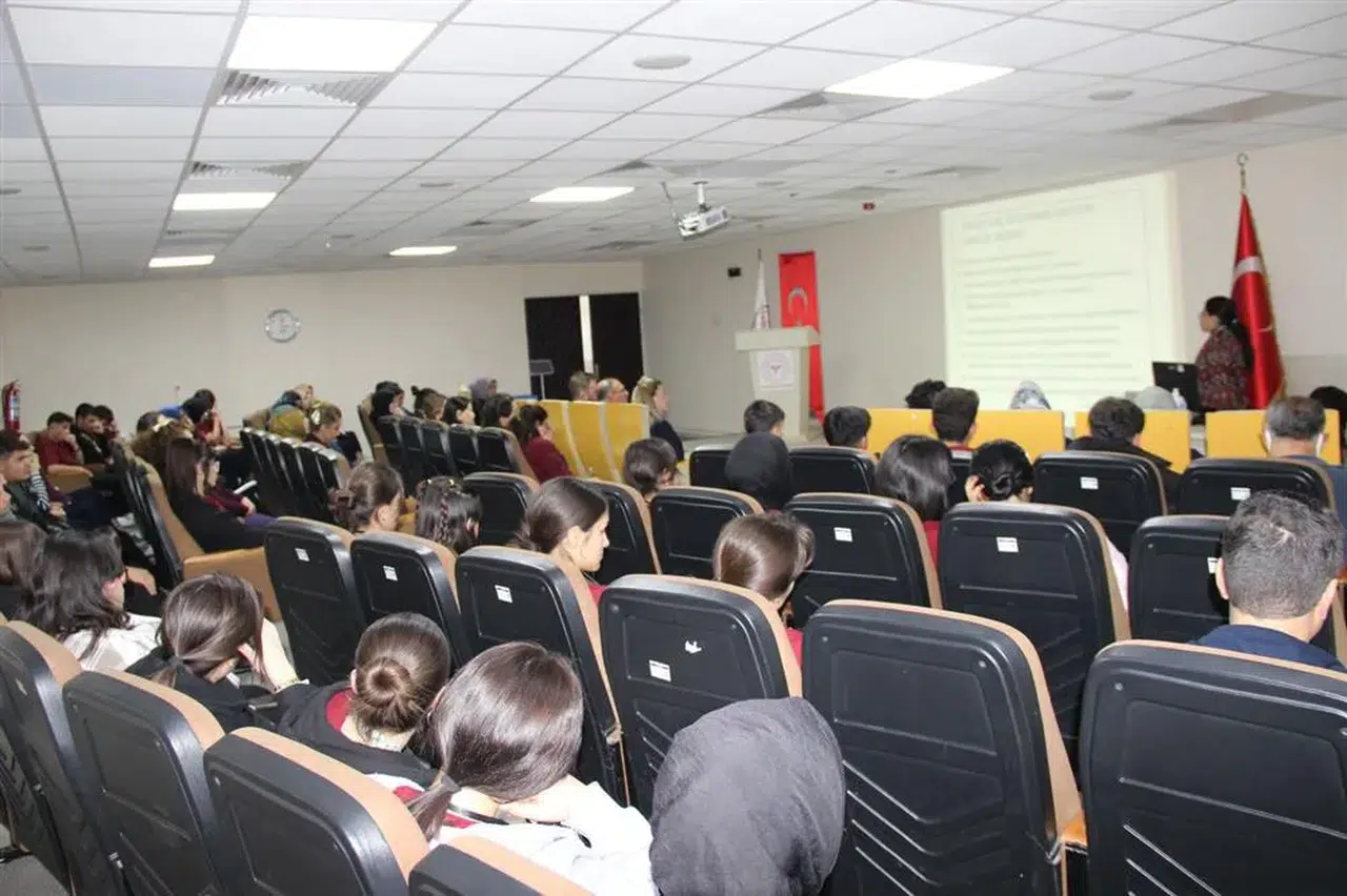 Sivas'ta o hastanede doğru ilaç kullanımı anlatıldı