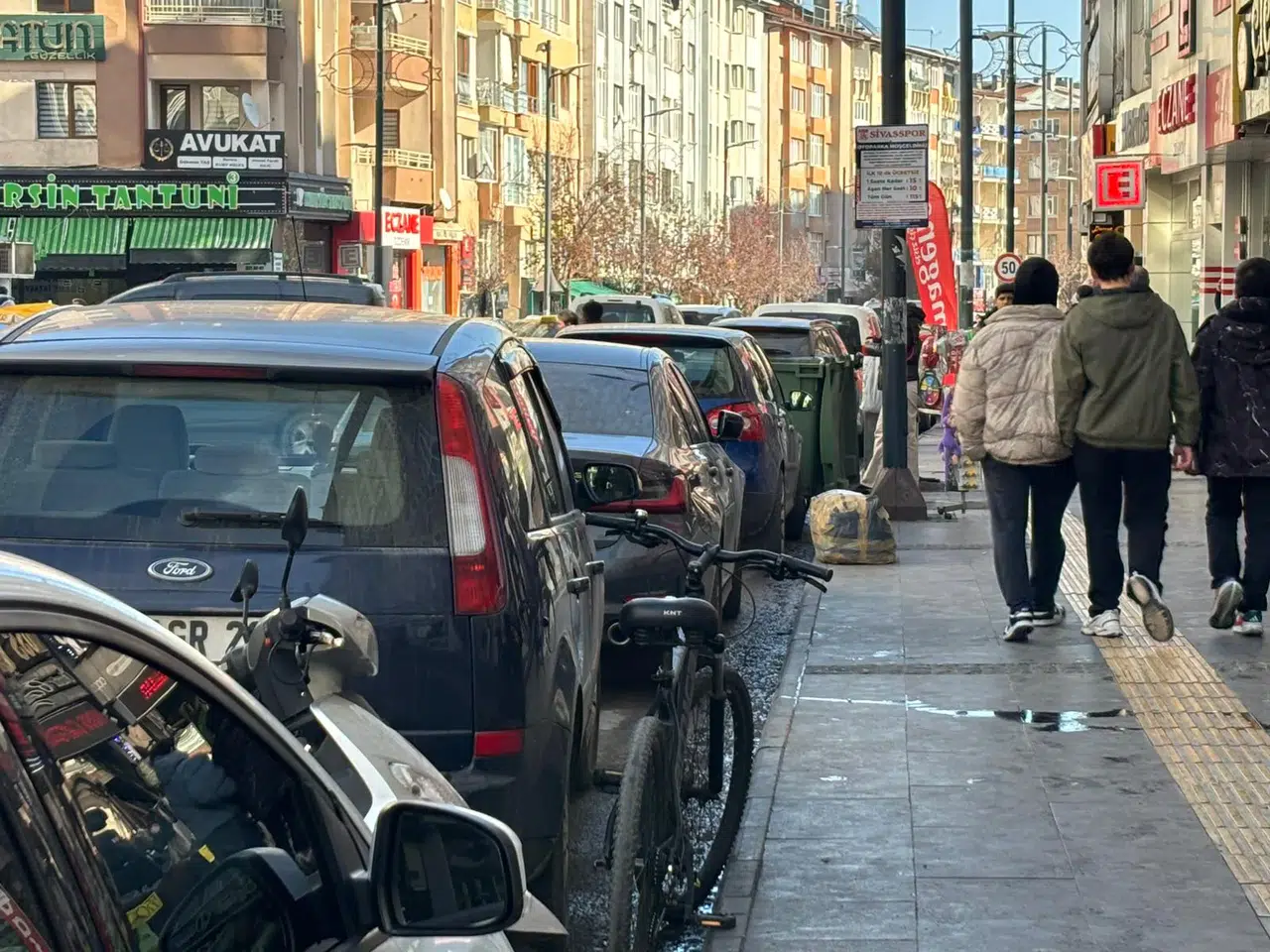 Kurye Siparişe Gidince Olanlar Oluyor! Sivas Merkezde Çözülemeyen Düğüm!