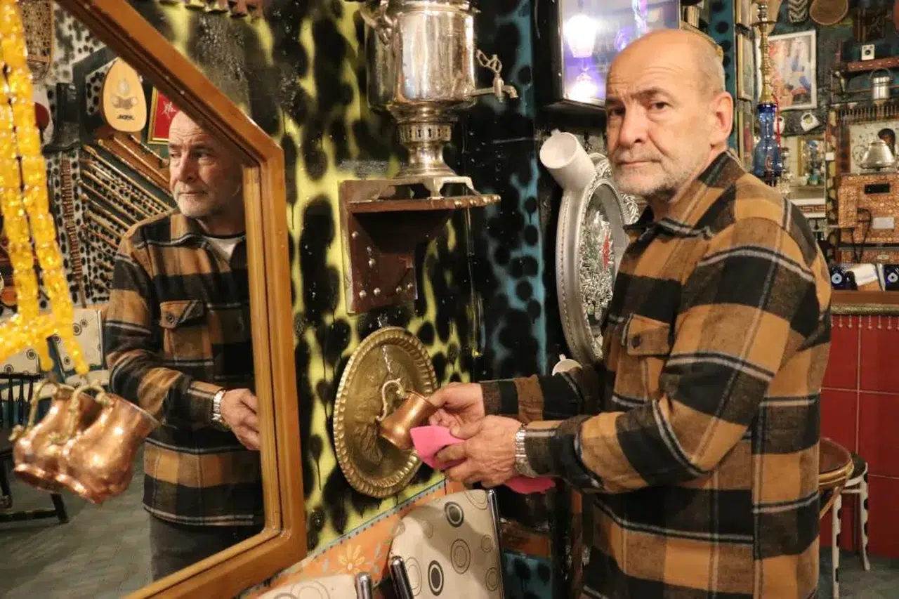 Sivas’ta 42 yıllık tutku: Hurda demlikten nostalji kafeye