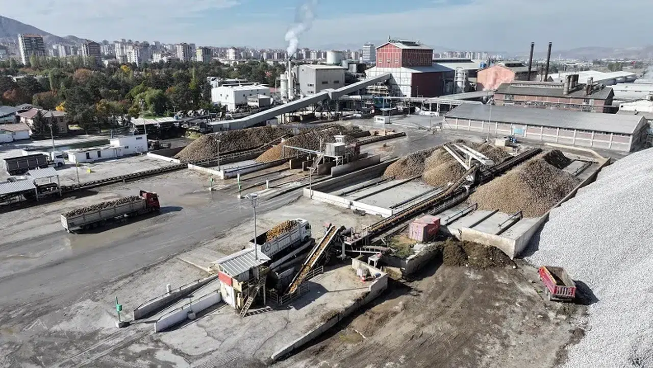 Sivas'ın rekoltesi Kayseri'ye: Şeker pancarı seferberliği