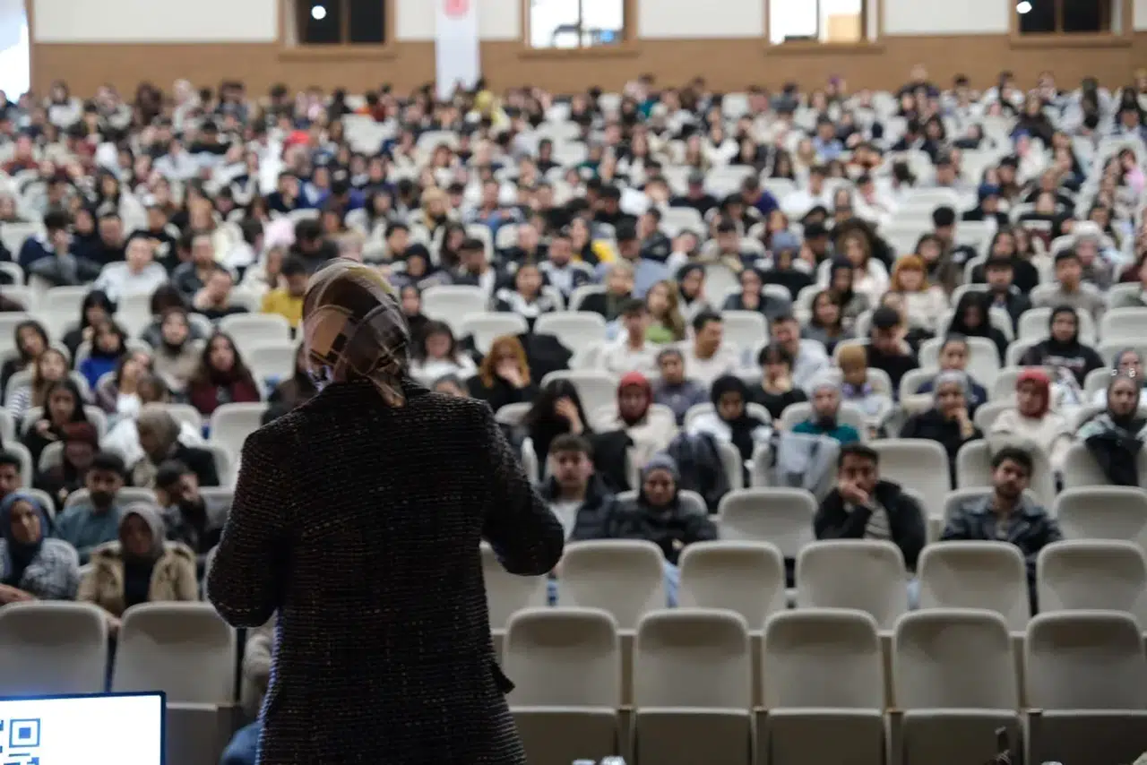 Sivas’ta sağlık öğrencilerine uygulamalı eğitim sürprizi!
