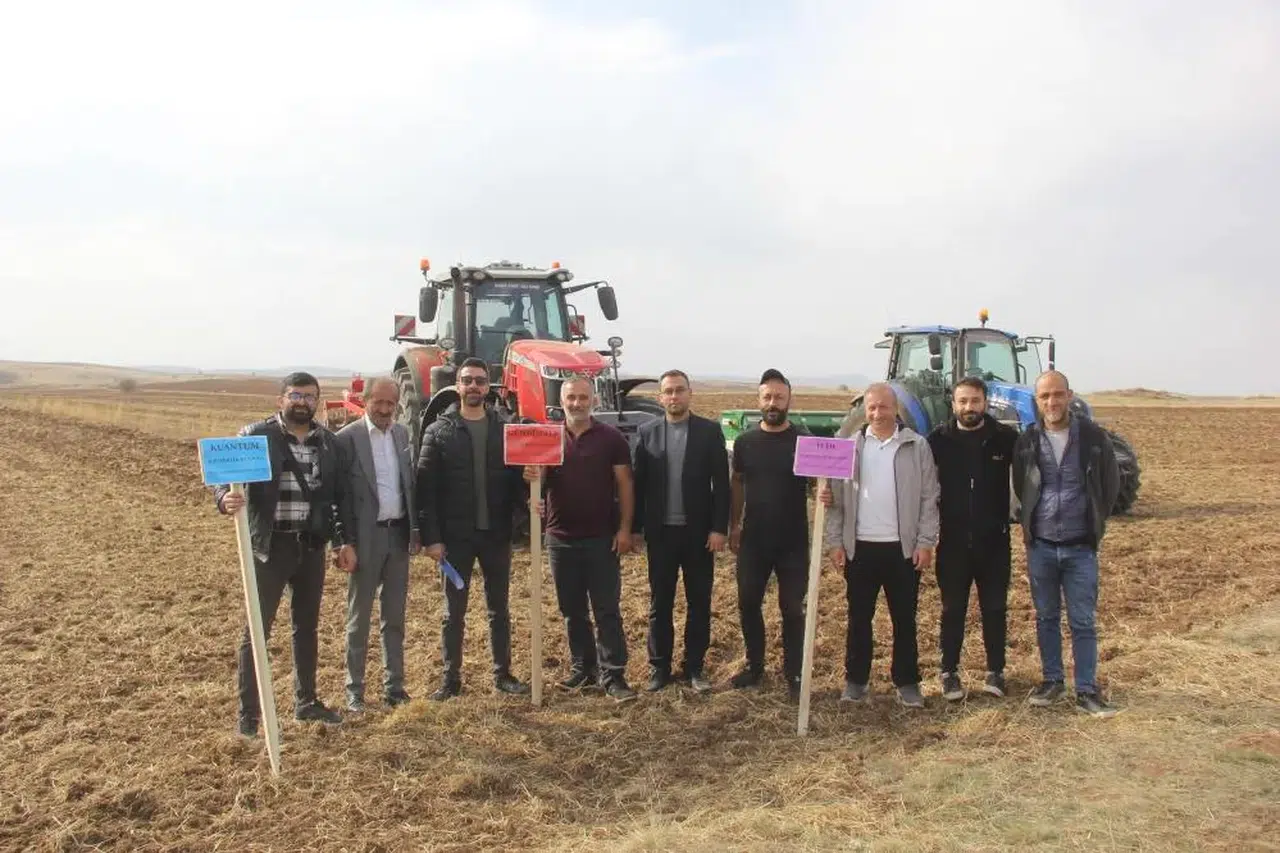 Sivas’ta toprakla ilk kez buluştu: Çiftçilerden büyük deneme