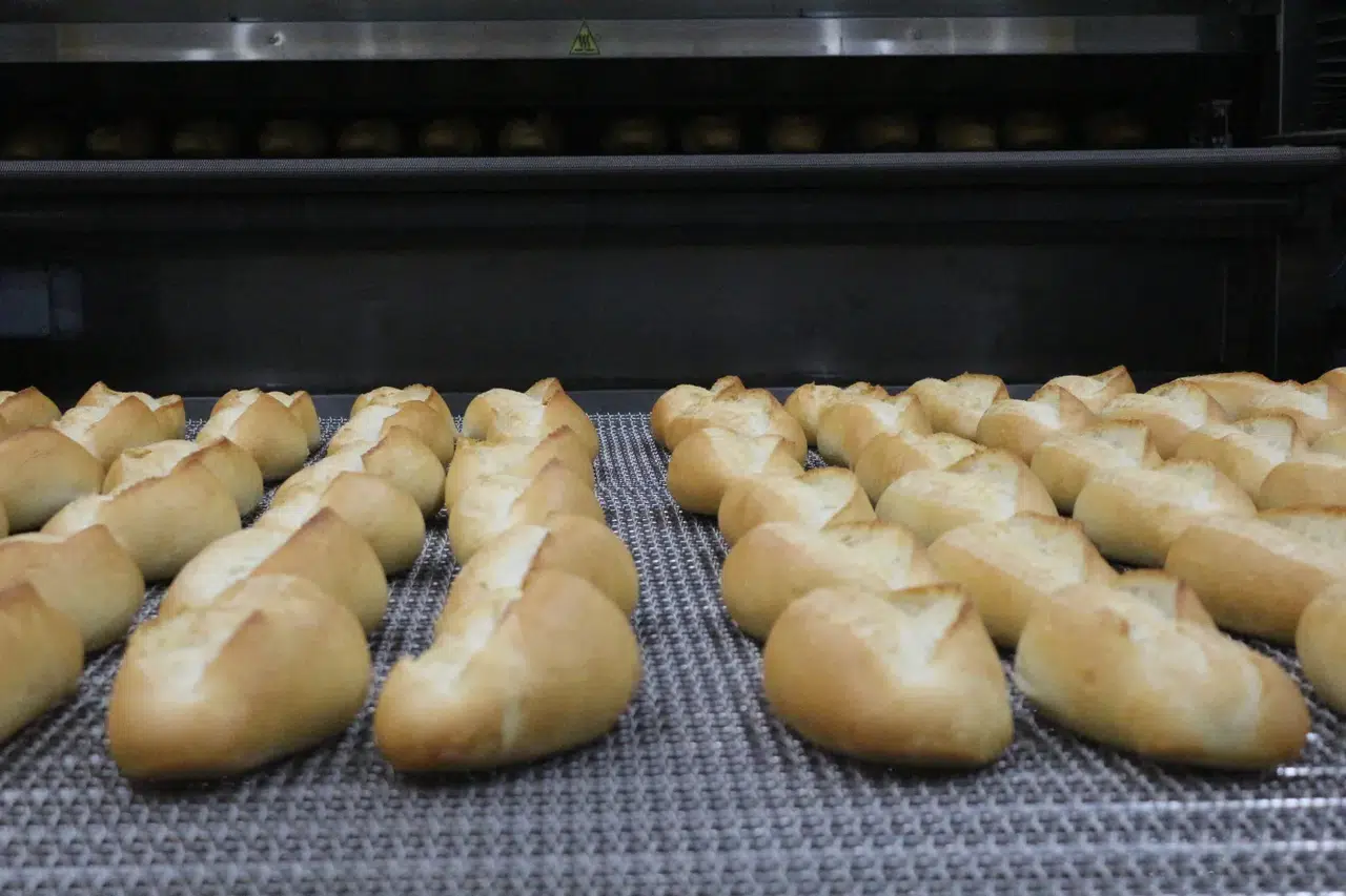 Soğuk Havalar Sivas'ta Ekmek Tüketimini Artırdı