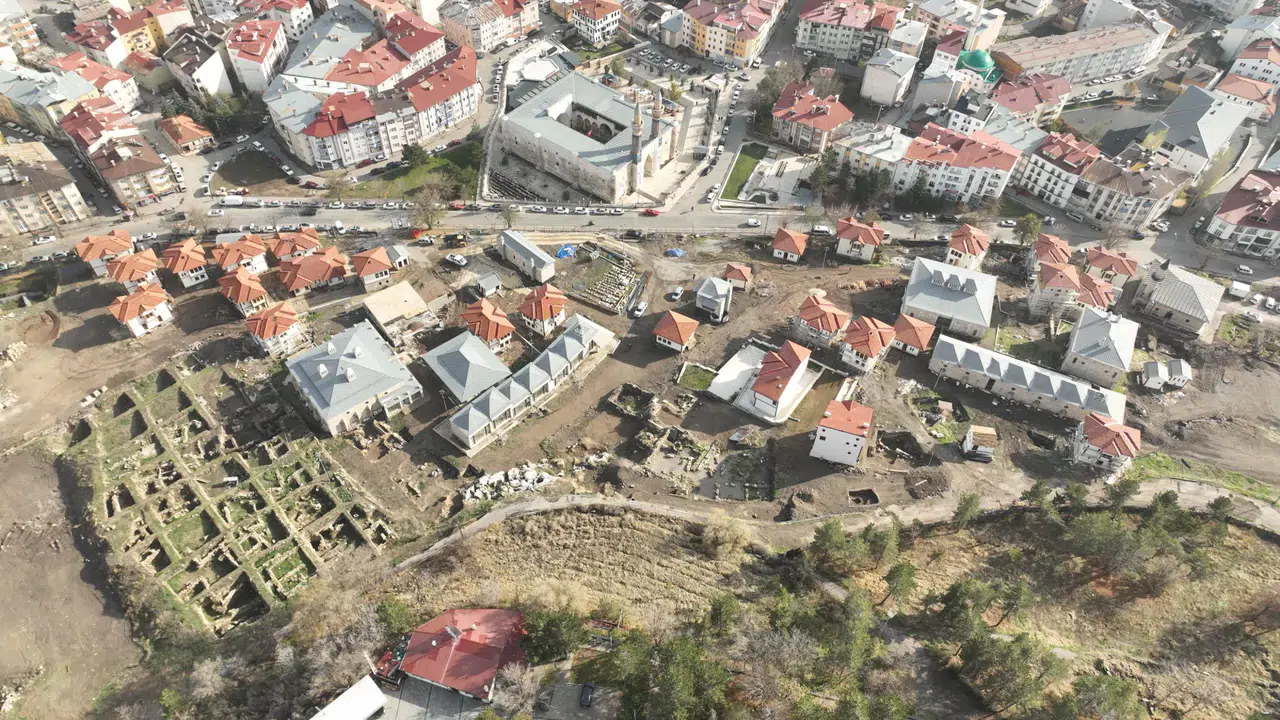 Sivas Kale Projesi’nde Büyük Dönüşüm Türkiye’nin İlk Selçuklu Müzesi Yükseliyor!