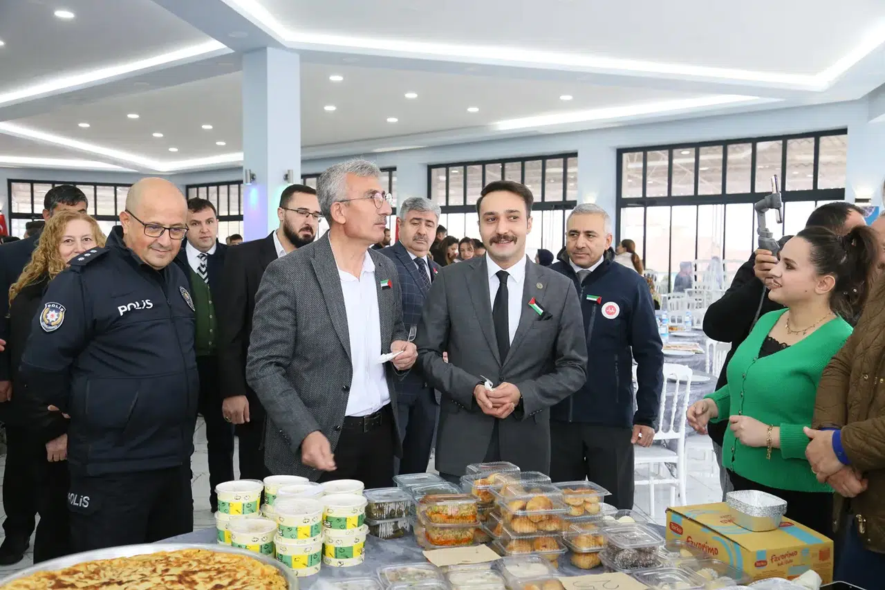 Sivas Gemerek'te Gazze İçin Anlamlı Bir Kermes Düzenlendi