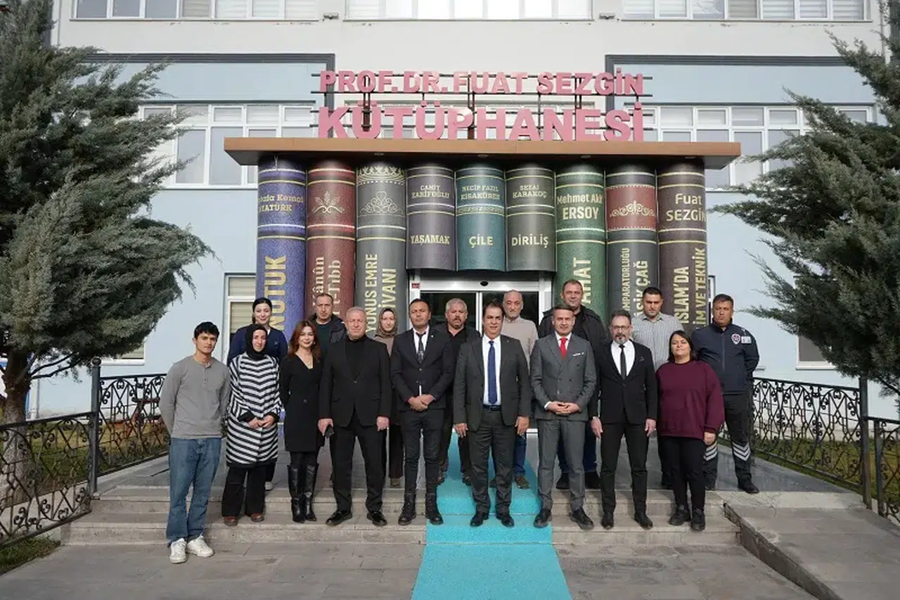 Sivas'ta Engelsiz Kütüphane'ye Rektör Şengönül'den ziyaret