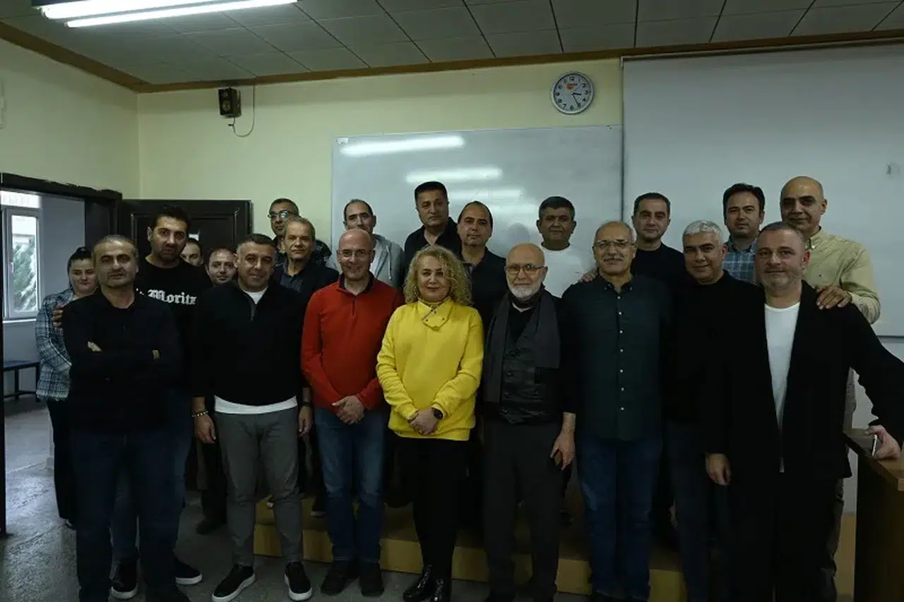 Sivas'ta Makine Mühendisleri 25 yıl aradan sonra buluştu