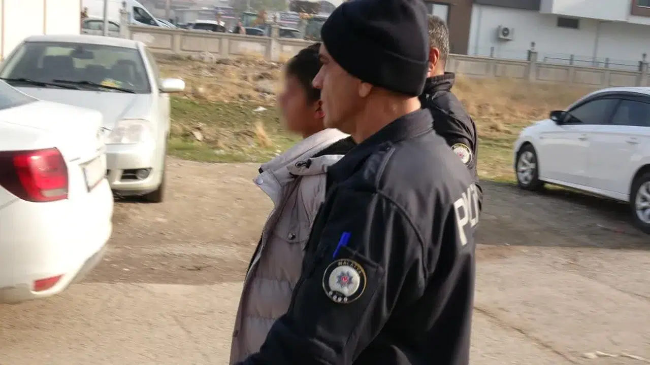 Sivas'tan Malatya'ya Uzanan Kaçış! Siteye Sığınanlar Yakalandı!