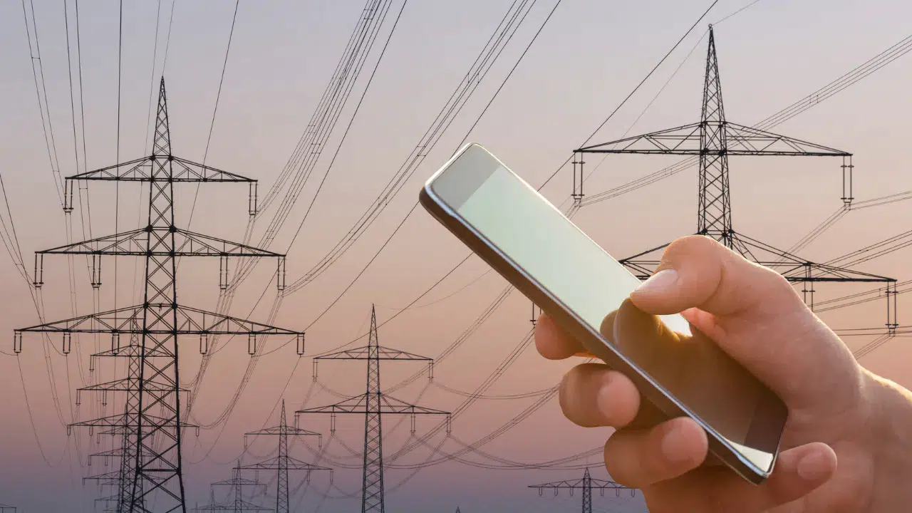 Dikkat ! Tokat'ta Saatlerce Elektrik Kesintisi Olacak Telefonlarınızın Şarjını Fulleyin