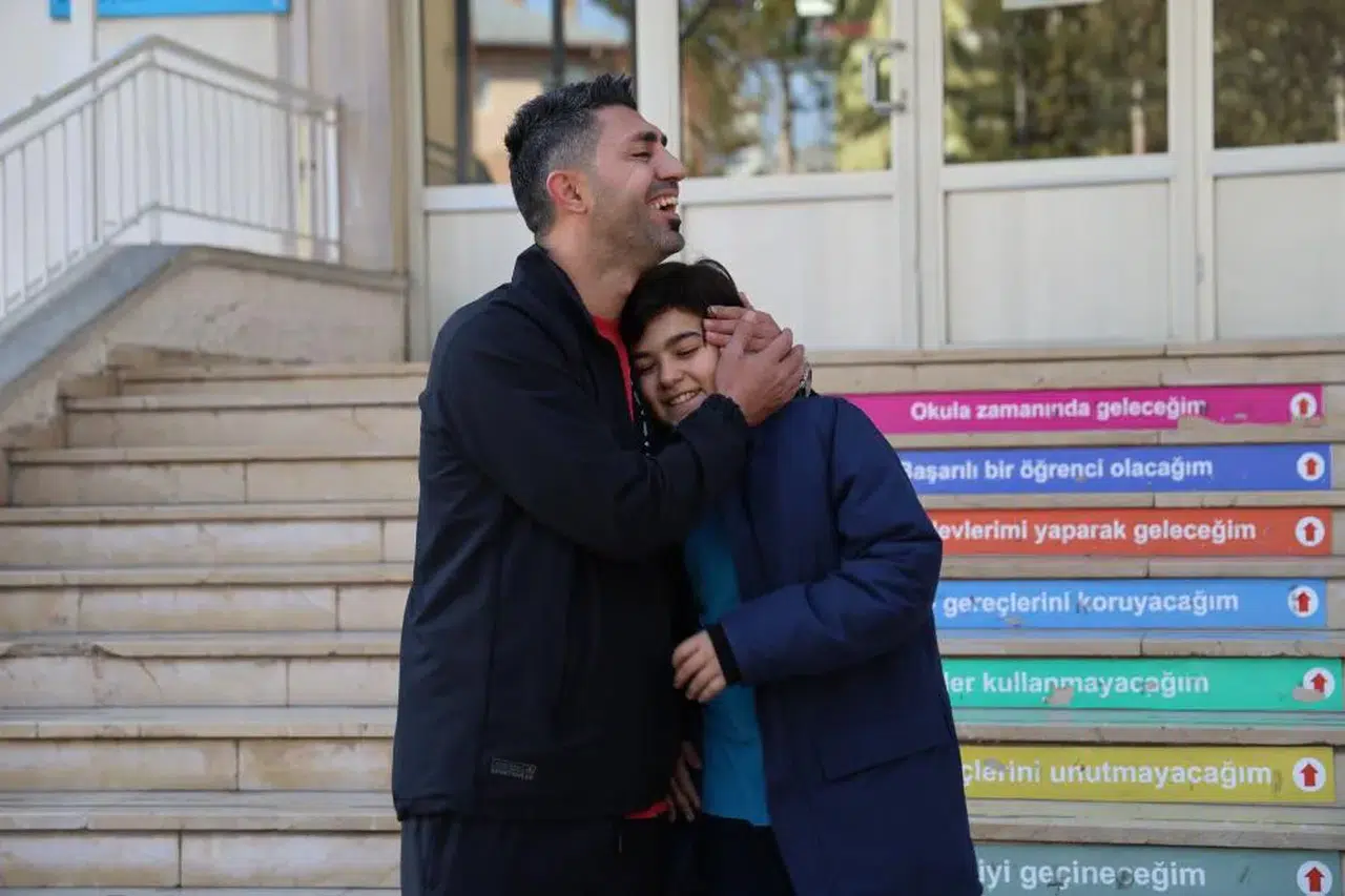 Sivas'ta Heimlich Manevrasıyla Kahraman Olan Öğretmen O Anları Anlattı!